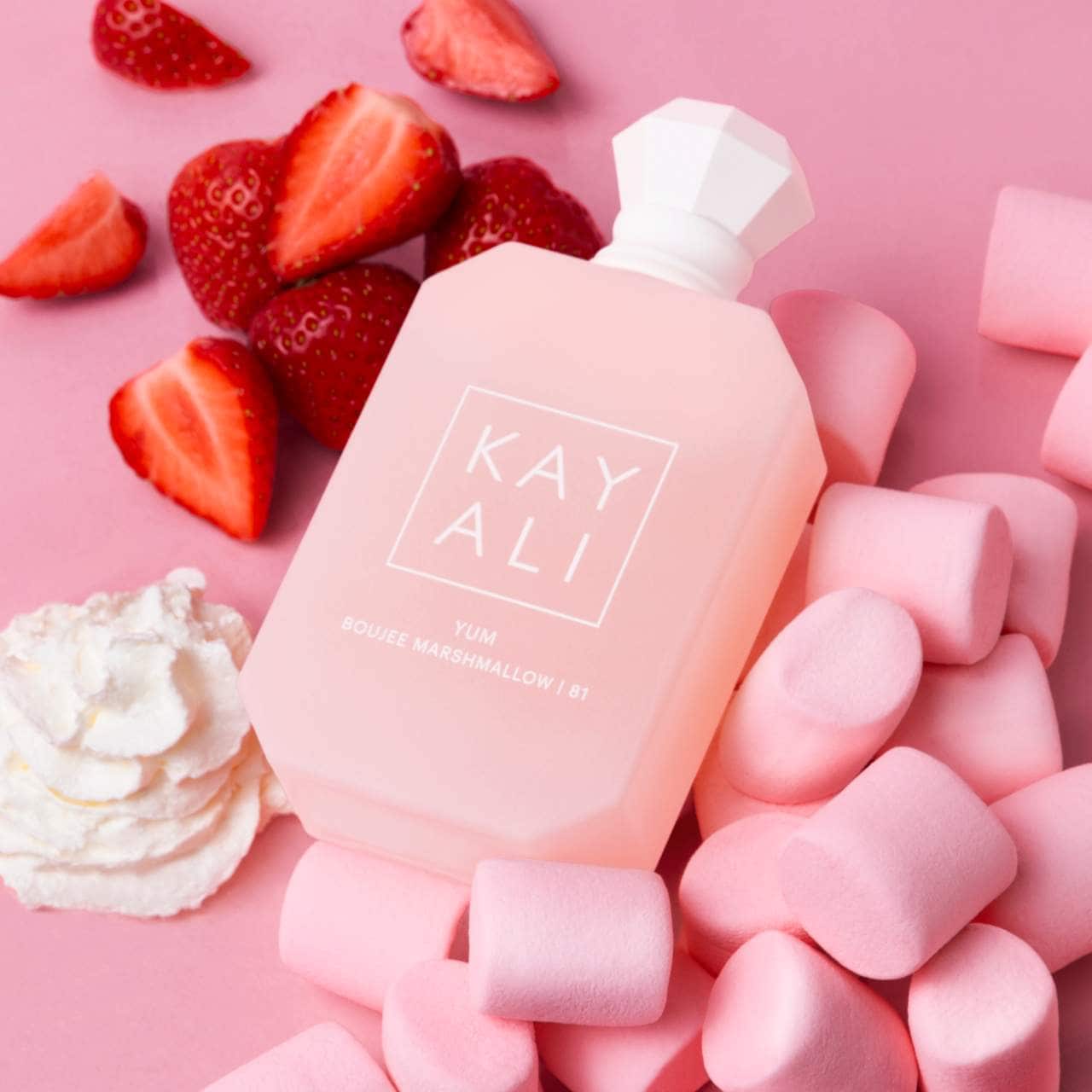 KAYALI YUMMY KISS SET - Yum Marshmallow + Faux Filler Gloss Glassy - Perfume